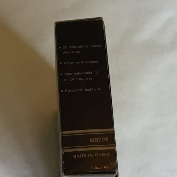 Benchmark Clock Co. - LCD Travel Alarm with World Time And Flashlight - Picture 10 of 12